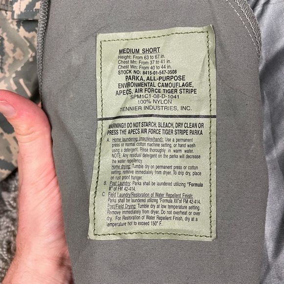 Air Force Parka Mens Medium Camouflage Camo Tiger Stripe APECS Nylon M Green - Picture 9 of 13